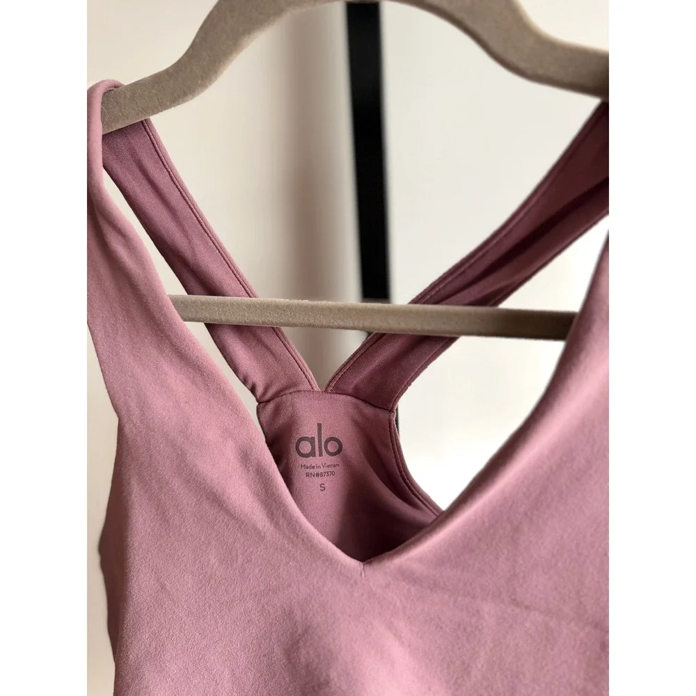 Alo Yoga Real Sports Bra – Size Small – Mauve